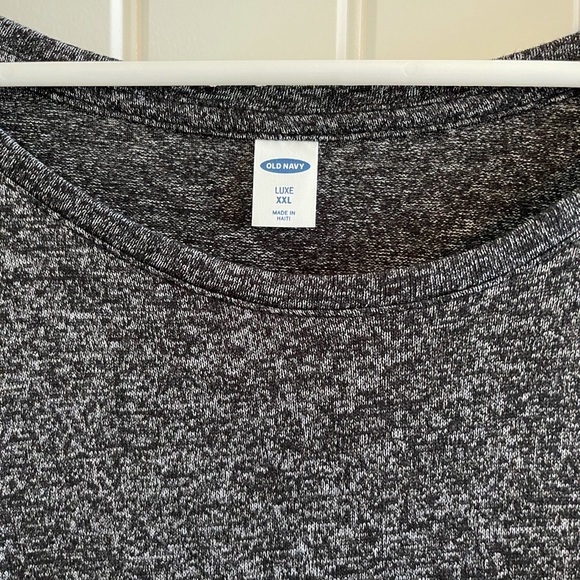 Old Navy Dark Gray Tee - Picture 2 of 3